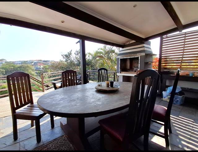 4 BEDROOM FREESTANDING FOR SALE IN SHEFFIELD BEACH